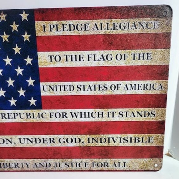 USA PATRIOTIC RED, WHITE, & BLUE TIN SIGN WITH THE PLEDGE OF ALLEGIANCE - Picture 2 of 4